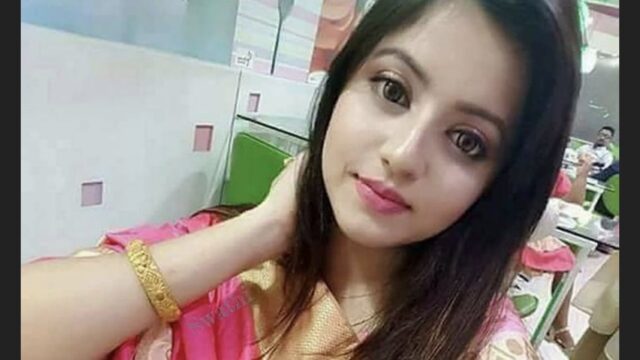 मां और बेटी की चुदाई –  हिंदी