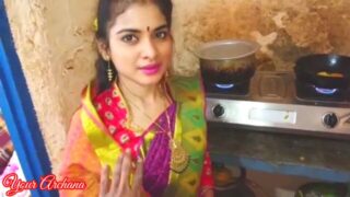 282. Bhabhi Khana Paka Raha tha Ushe Andhera me leke Chud Diya watch online Hindi